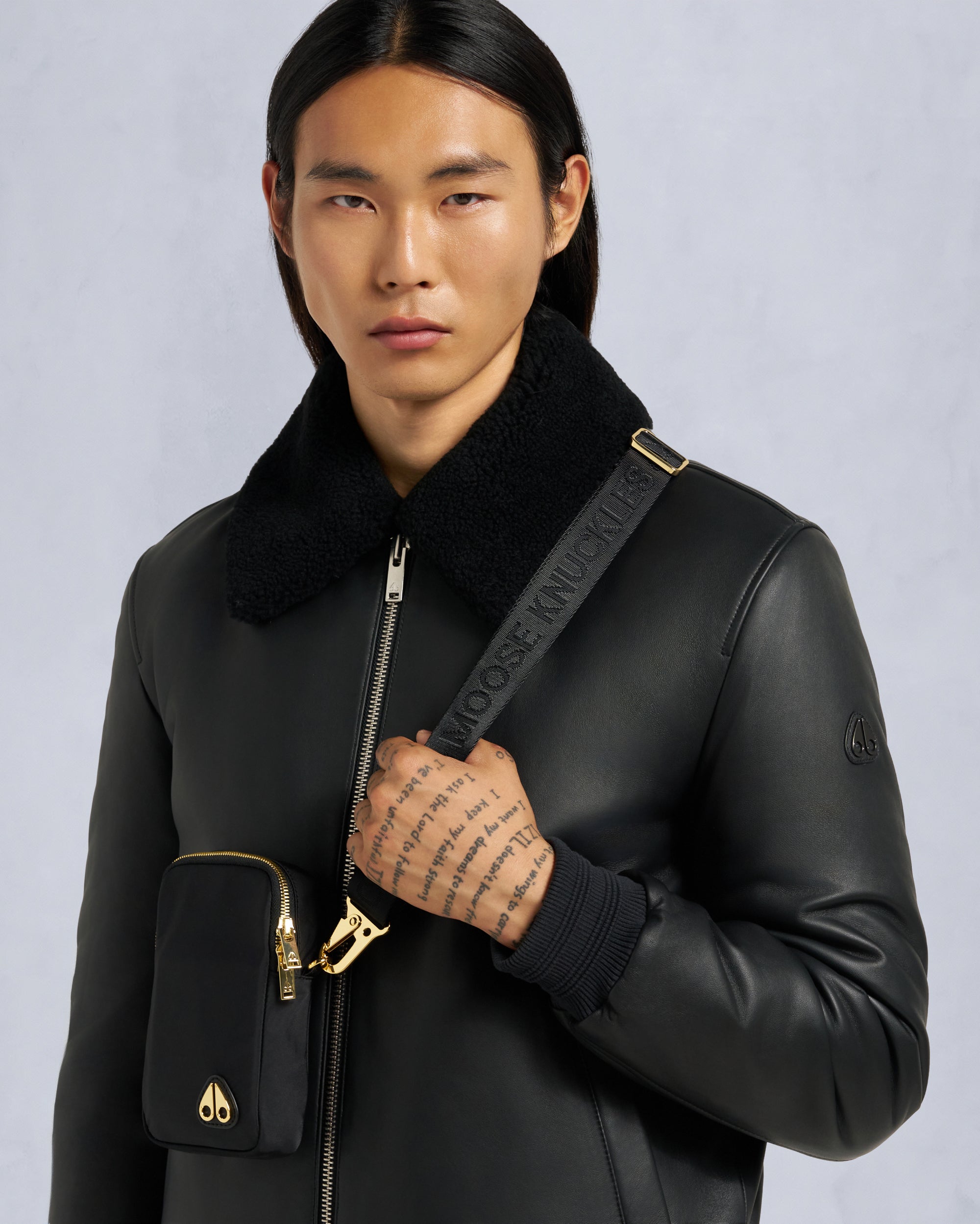 GOLD SERIES DIAL BAG-BLACK