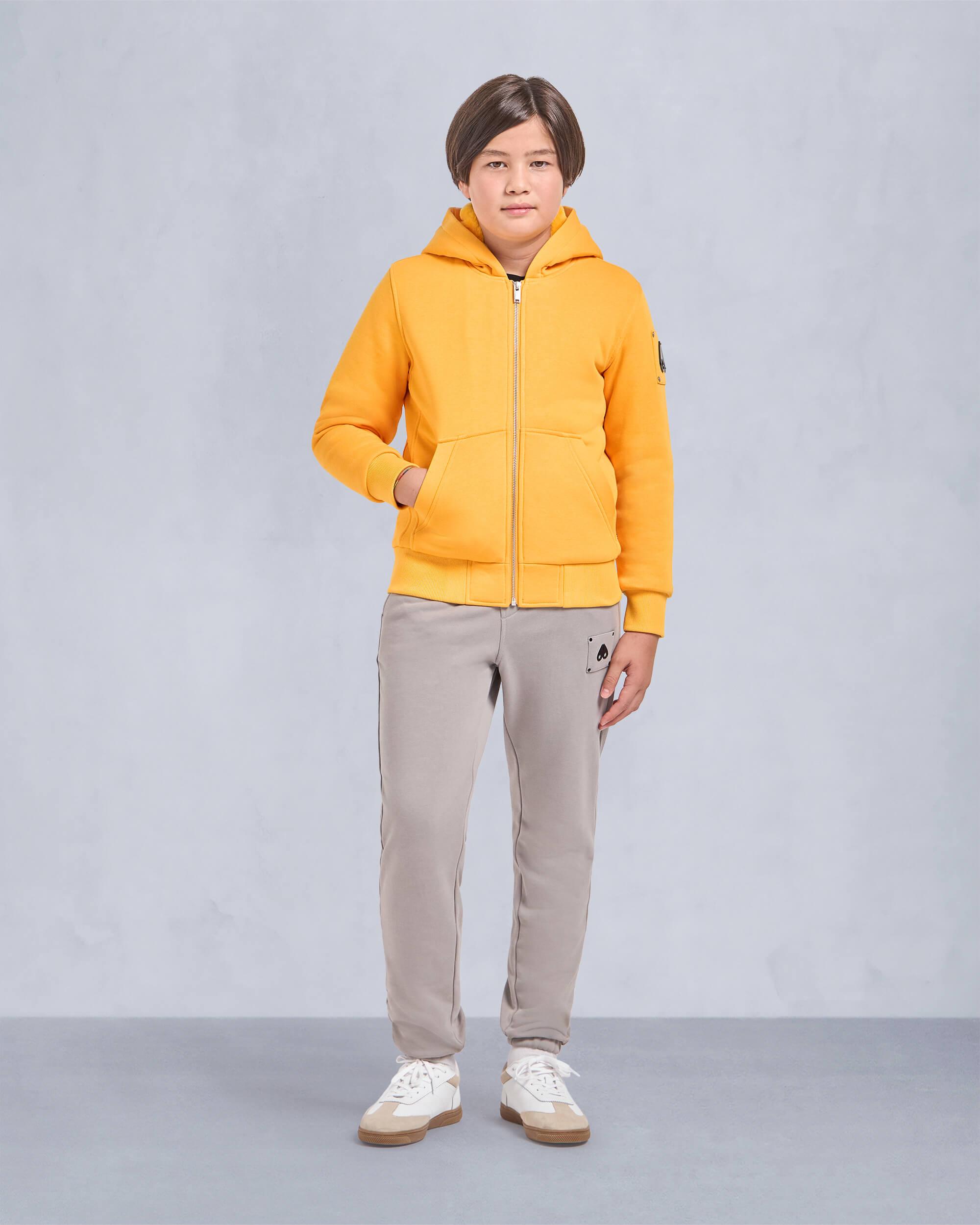 m32us661 1543 front category