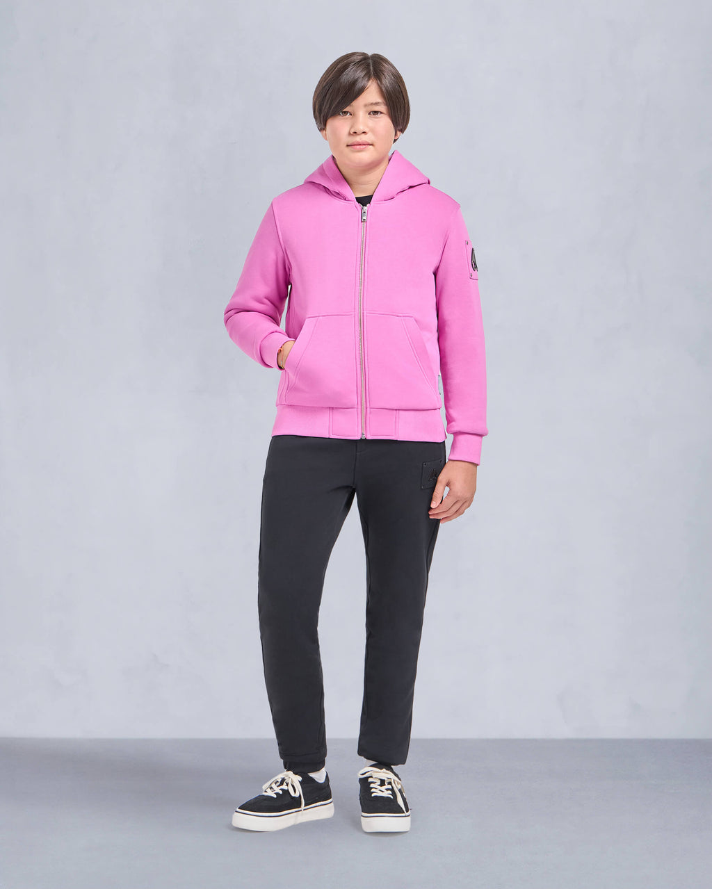 m32us661 1544 front category