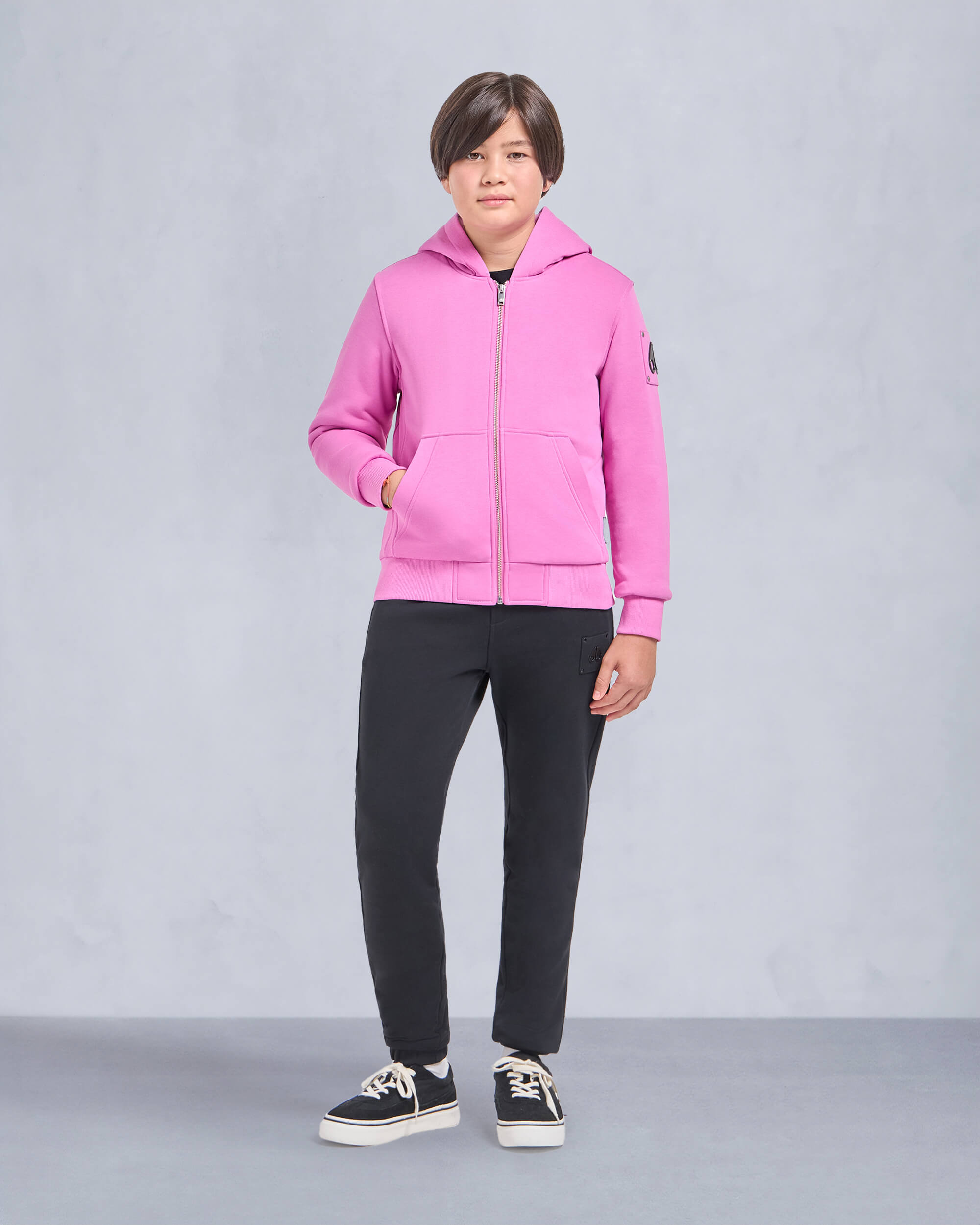 m32us661 1544 front category