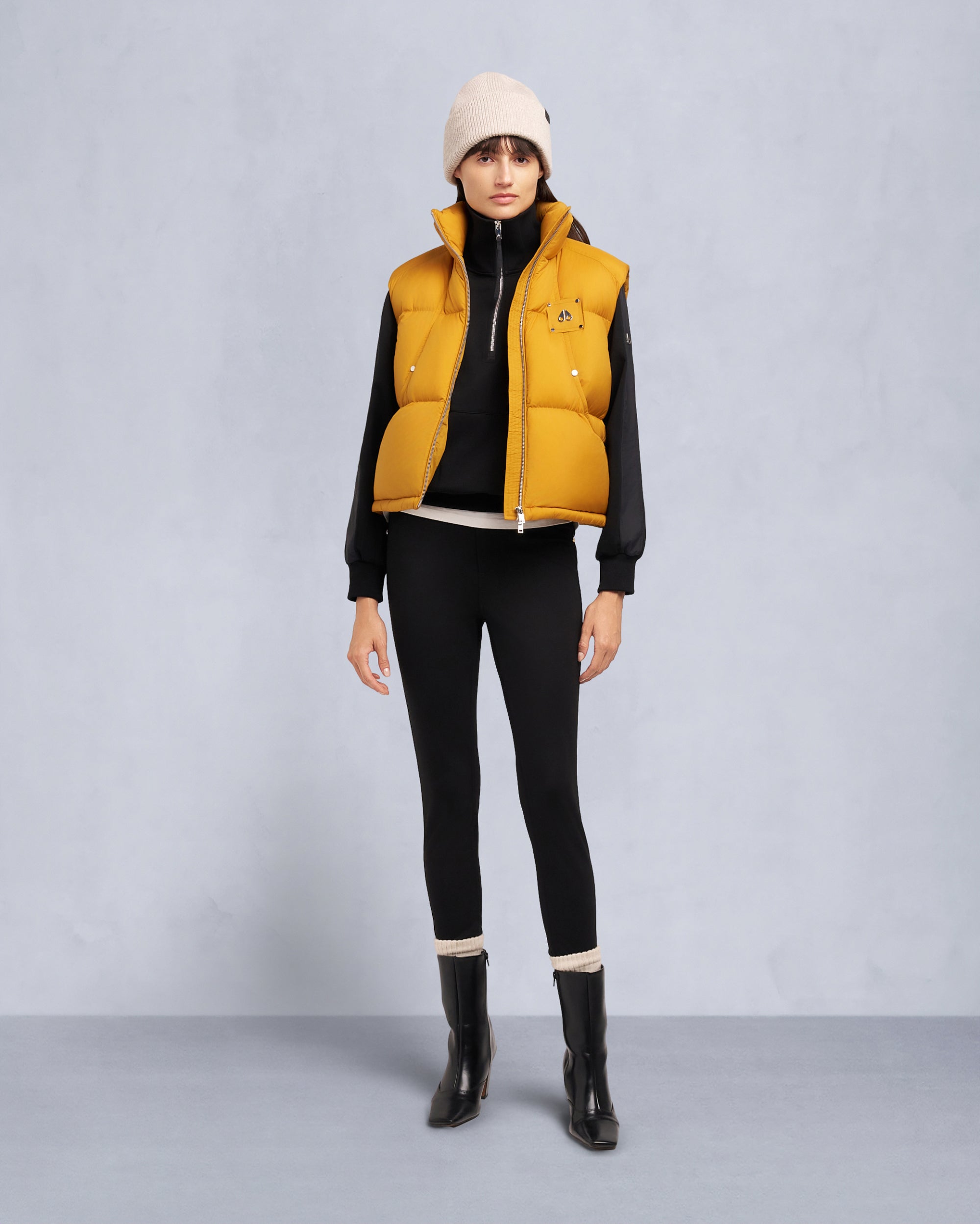 Moose Knuckles - M35LV461 - Akai Puffer Vest - WOMENS -  - Front Category