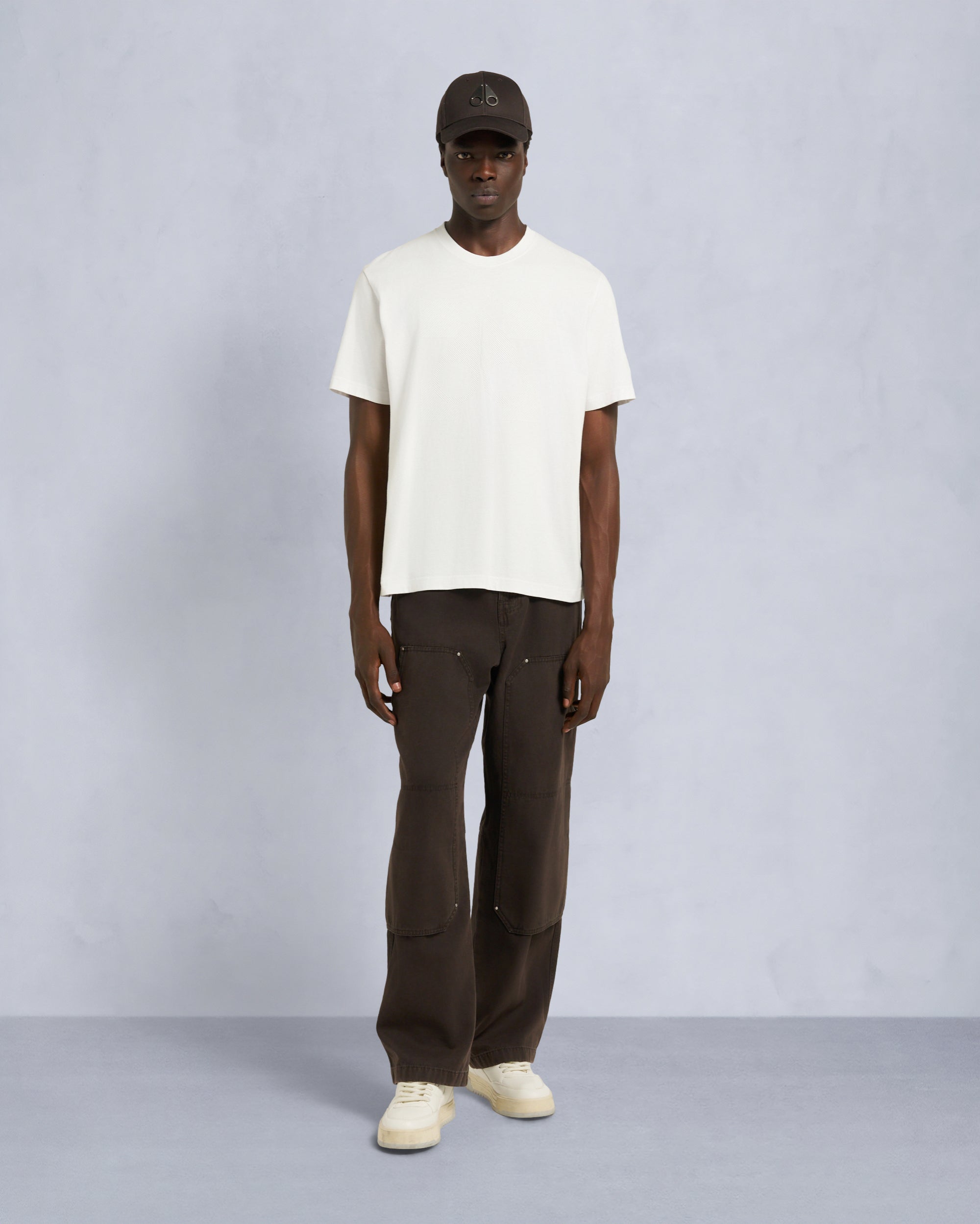 Moose Knuckles - M35MT723 - Finchley Tee - MENS -  - Front Category