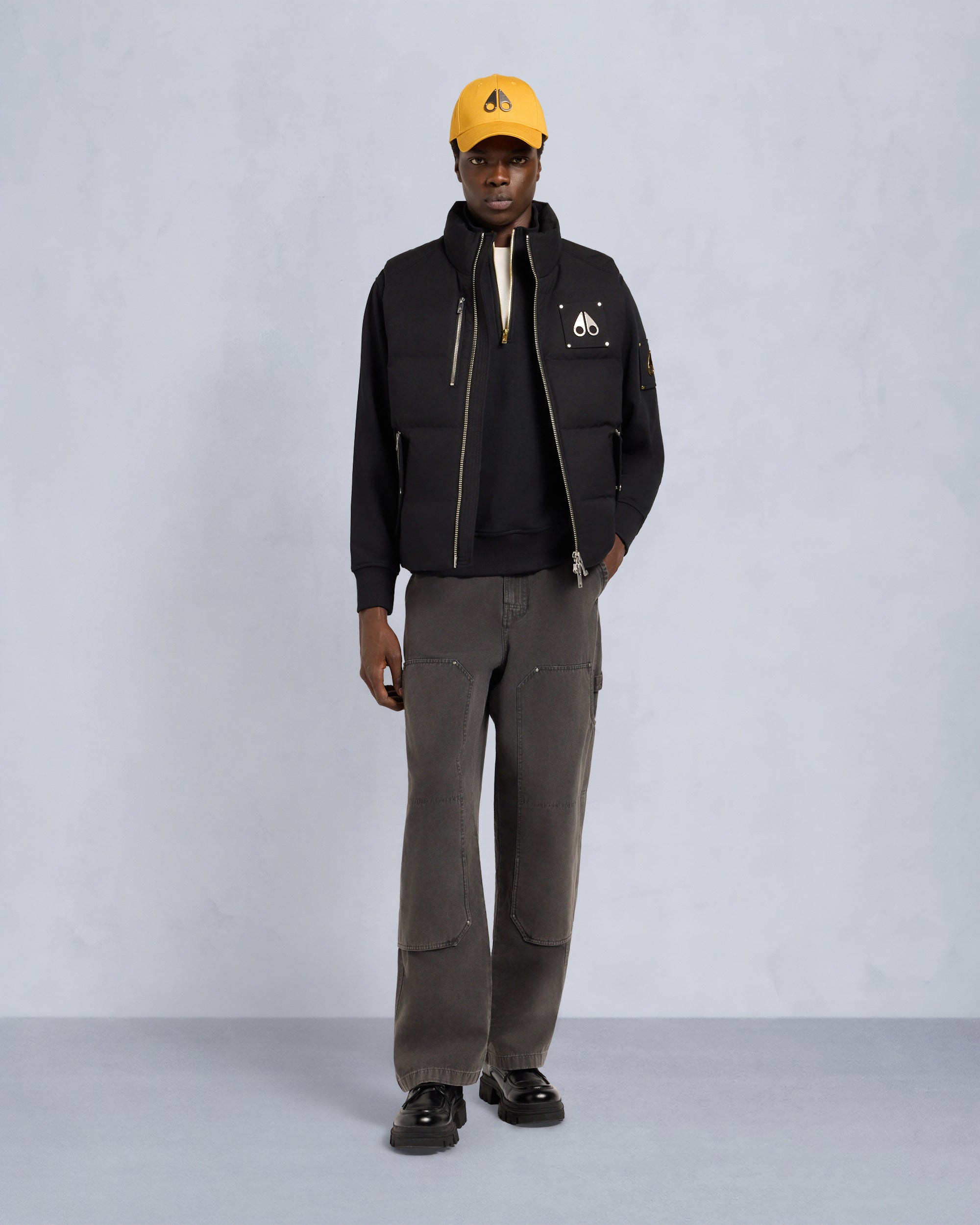 Moose Knuckles - M35MV474H1 - Westmount Original Two-Tone Vest - MENS -  - Front Category